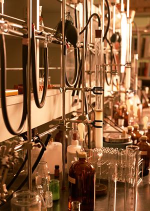 女性の人生を守るための避妊とは